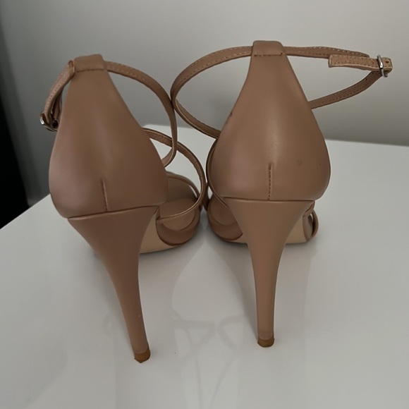 Steve Madden beige strapped heels - Picture 3 of 4